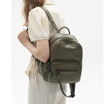 Женский рюкзак, новая нишевая мода, большой емкости, однотонный, простой текстуры, женский маленький рюкзак из мягкой кожи оптом