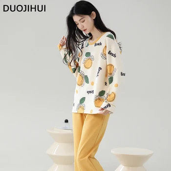 DUOJIHUI Женская пижама классического волшебного цвета из двух частей, шикарный свободный пуловер с принтом, базовые брюки, простой повседневный женский пижамный комплект